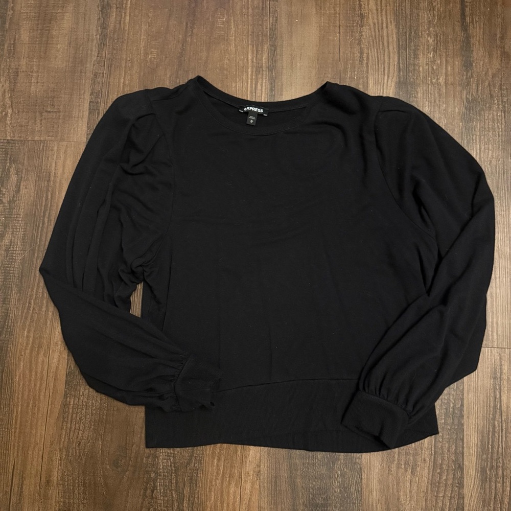 Express Balloon Sleeve Top